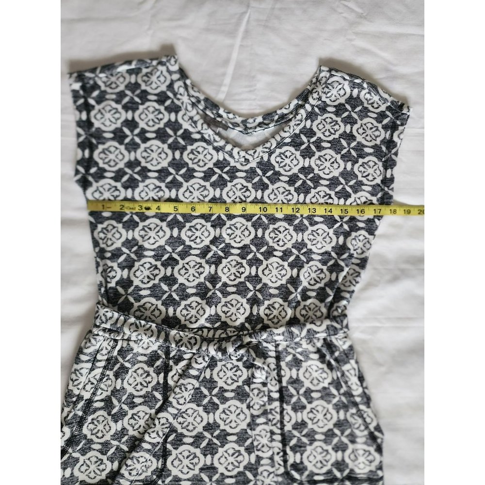 T By Talbots Women's Gray/White Tile Print Double V-Neck Terry Dress Size XS - Picture 7 of 10